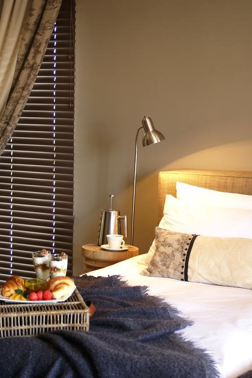 Village Executive Suites Windhoek Exteriör bild